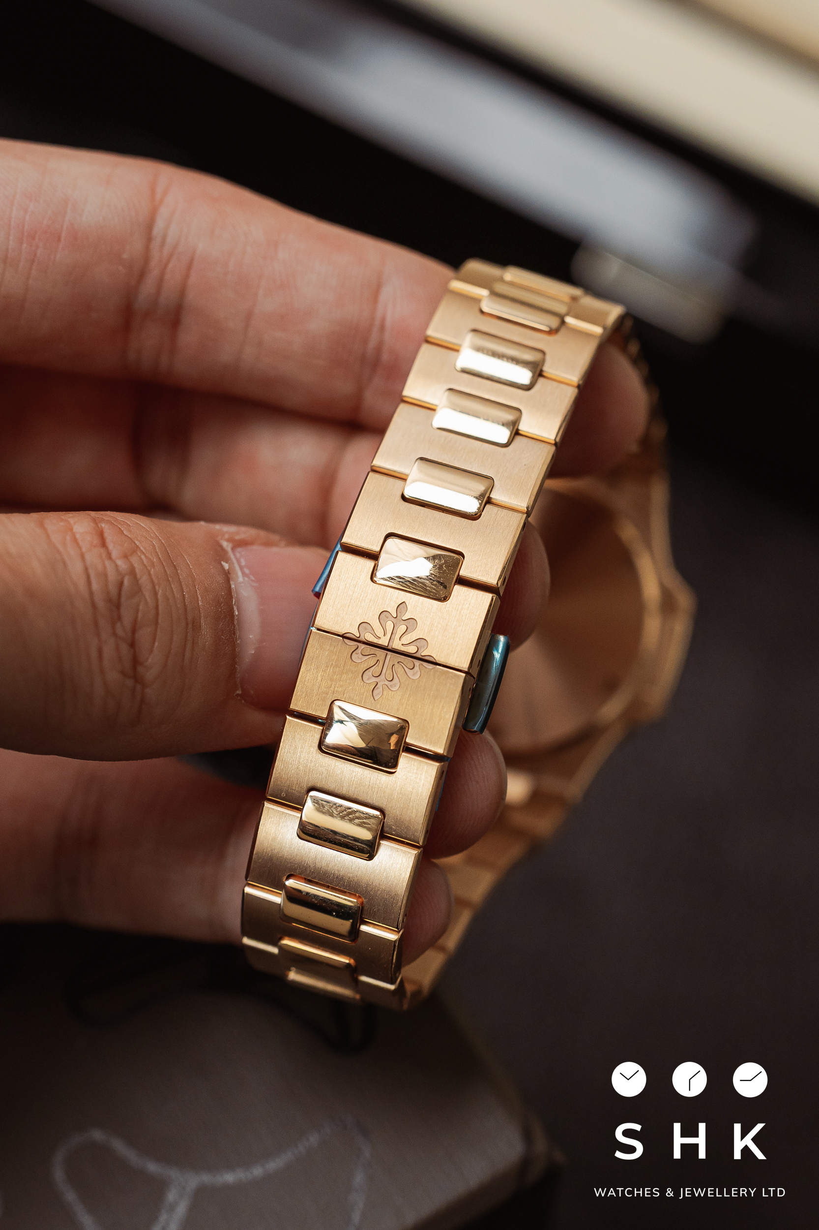 PATEK PHILIPPE 7010/1R - 013 NEW 2025 - Image 7